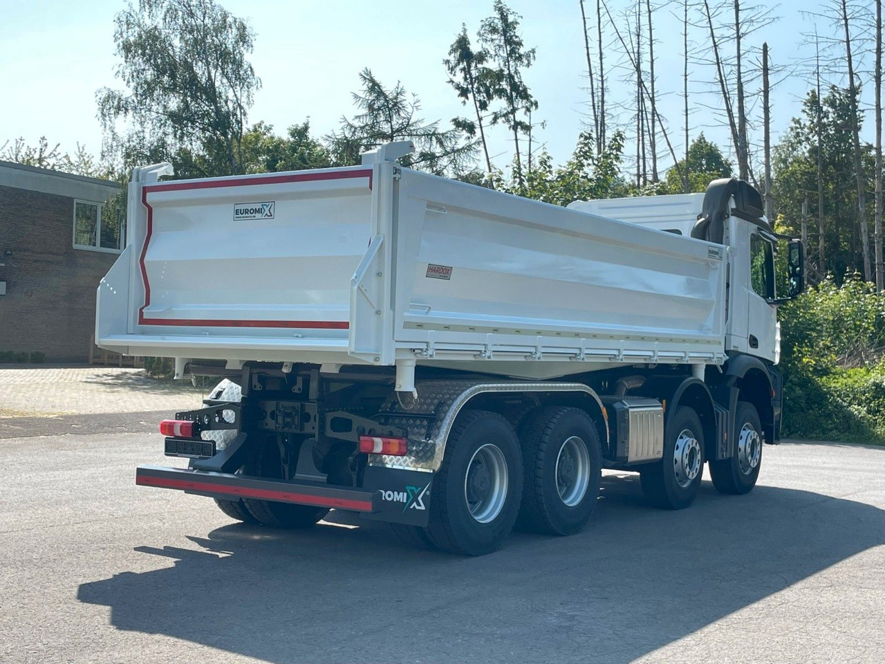 Mercedes-Benz 4145 8X4 Euromix EMT 3-Seiten-Kipper Mercedes-Benz 4145 8X4 Euromix EMT 3-Seiten-Kipper - Самосвал: фото 5 Mercedes-Benz 4145 8X4 Euromix EMT 3-Seiten-Kipper Mercedes-Benz 4145 8X4 Euromix EMT 3-Seiten-Kipper - Самосвал: фото 5
