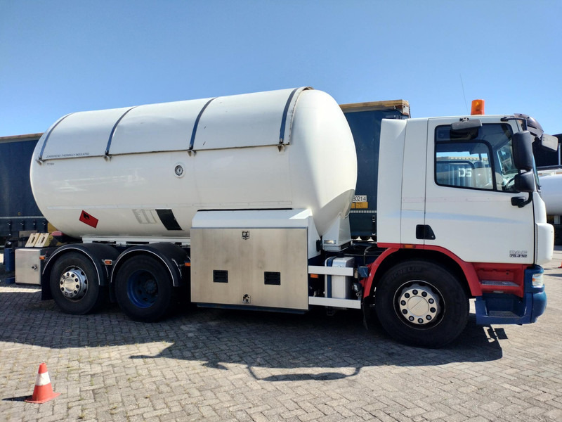 DAF FAN CF75. 6x2 -24030 L Gas tank truck -Gas, Gaz, LPG, GPL, Propane, Butane tank, Gastank ID 2.166 Rootselaar, flowmeter, pump, sunroof on tank - Грузовик-цистерна: фото 2 DAF FAN CF75. 6x2 -24030 L Gas tank truck -Gas, Gaz, LPG, GPL, Propane, Butane tank, Gastank ID 2.166 Rootselaar, flowmeter, pump, sunroof on tank - Грузовик-цистерна: фото 2