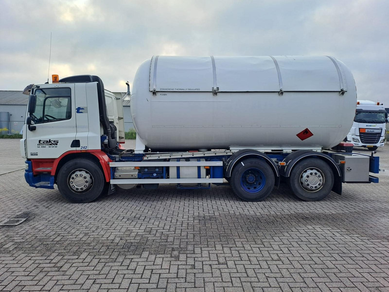 DAF FAN CF75. 6x2 -24030 L Gas tank truck -Gas, Gaz, LPG, GPL, Propane, Butane tank, Gastank ID 2.166 Rootselaar, flowmeter, pump, sunroof on tank - Грузовик-цистерна: фото 4 DAF FAN CF75. 6x2 -24030 L Gas tank truck -Gas, Gaz, LPG, GPL, Propane, Butane tank, Gastank ID 2.166 Rootselaar, flowmeter, pump, sunroof on tank - Грузовик-цистерна: фото 4