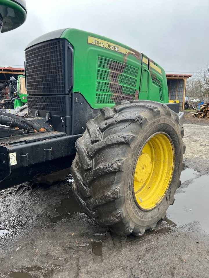 Харвестер John Deere 1170 E: фото 15 Харвестер John Deere 1170 E: фото 15