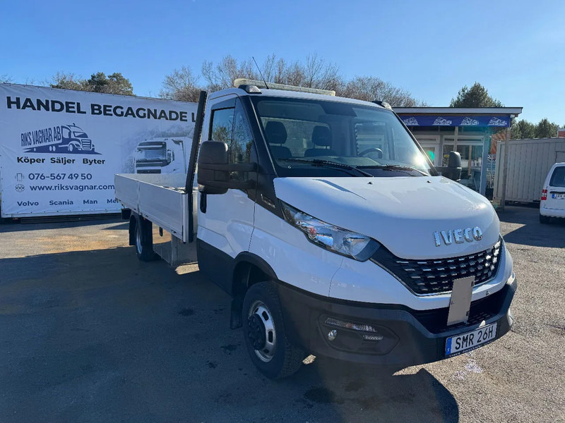Iveco Daily 35C18, Flatbed-truck, 3.0TDi, 2022 - Грузовик бортовой/ Платформа: фото 1 Iveco Daily 35C18, Flatbed-truck, 3.0TDi, 2022 - Грузовик бортовой/ Платформа: фото 1