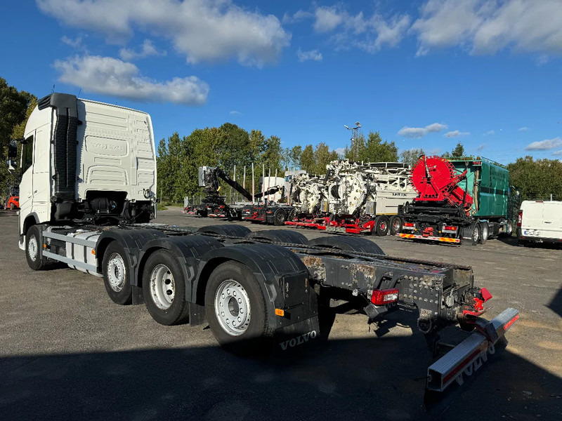 Volvo FH 540 8x2*4, Chassi (former Tank-truck), ADR, 2018 - Грузовик-шасси: фото 5 Volvo FH 540 8x2*4, Chassi (former Tank-truck), ADR, 2018 - Грузовик-шасси: фото 5