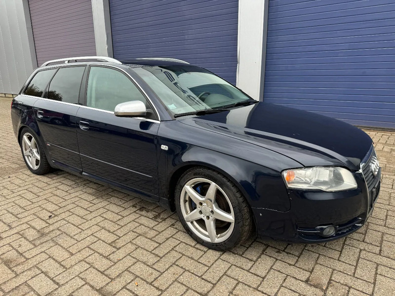 Audi A4 **3.0TDI V6-S-LINE** - Легковой автомобиль: фото 3 Audi A4 **3.0TDI V6-S-LINE** - Легковой автомобиль: фото 3