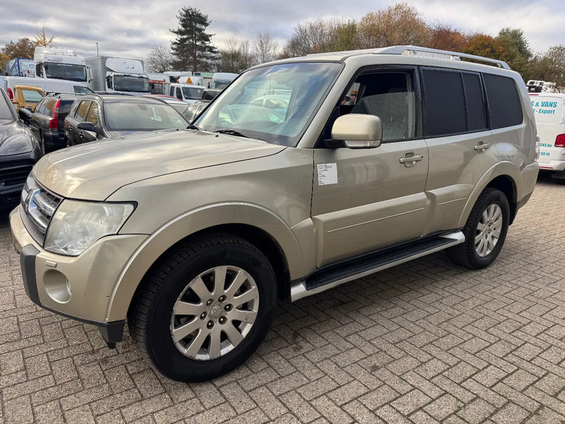 Mitsubishi Pajero **3200TD-AUTOMAAT-AC-TOPSHAPE-LICHTE VRACHT** - Лёгкий коммерческий автомобиль: фото 1 Mitsubishi Pajero **3200TD-AUTOMAAT-AC-TOPSHAPE-LICHTE VRACHT** - Лёгкий коммерческий автомобиль: фото 1
