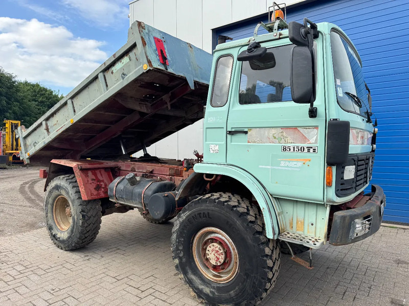 Renault Midliner **85-150 4X4-DUMPTRUCK-BENNE** - Самосвал: фото 1 Renault Midliner **85-150 4X4-DUMPTRUCK-BENNE** - Самосвал: фото 1