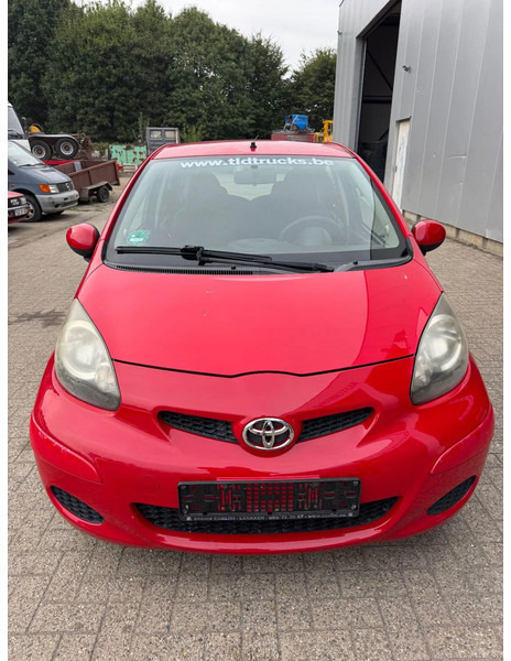 Toyota Aygo **5DOORS-BELGIAN CAR** - Хэтчбек: фото 2 Toyota Aygo **5DOORS-BELGIAN CAR** - Хэтчбек: фото 2
