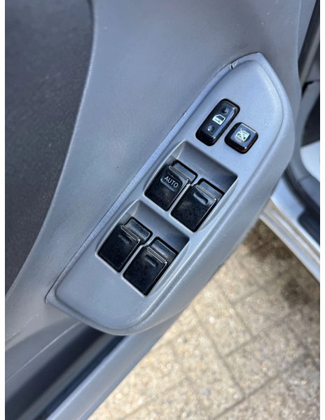 Внедорожник Toyota RAV4 **AIRCO-CLIME-5DOOR**: фото 11