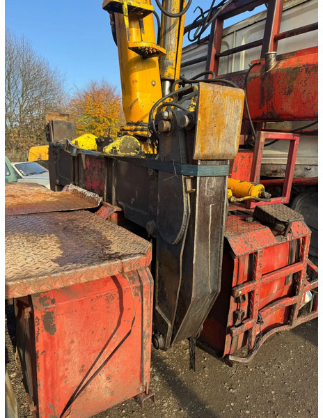 Renault Major 385 **6 CULASSE-A LAMES** - Тягач: фото 5 Renault Major 385 **6 CULASSE-A LAMES** - Тягач: фото 5