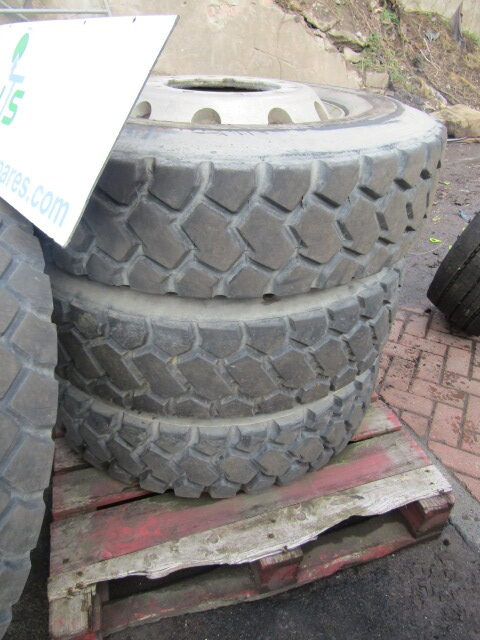 295/80/22.5 ‘ALCOA’ (6) BUDGET TRACK GRIT TYRES ONLY 4 TYRES GOOD - Шина для Грузовиков: фото 3 295/80/22.5 ‘ALCOA’ (6) BUDGET TRACK GRIT TYRES ONLY 4 TYRES GOOD - Шина для Грузовиков: фото 3