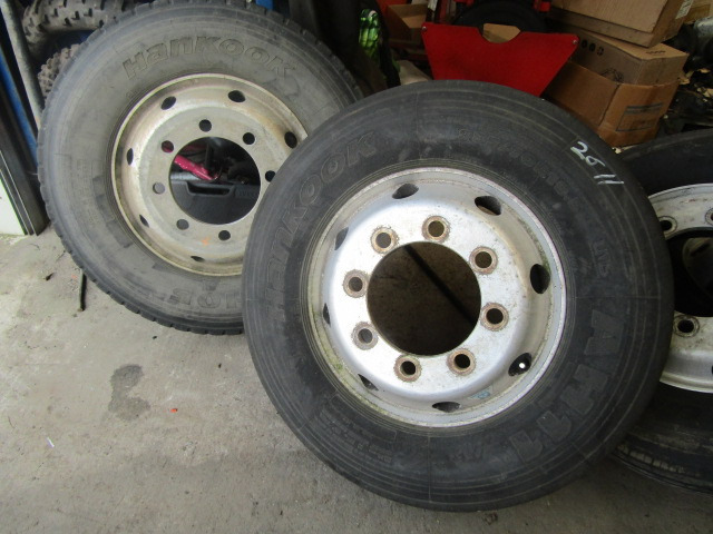ALCOA ALLOYS (2) 19.5 8 STUD TYRES OUTDATED - Шина для Грузовиков: фото 2 ALCOA ALLOYS (2) 19.5 8 STUD TYRES OUTDATED - Шина для Грузовиков: фото 2
