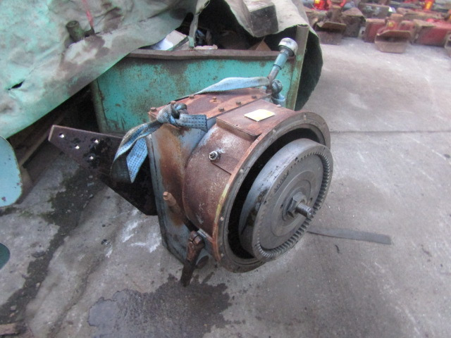 AUGO GEARBOX MODEL SP600E-Y SERIAL NO 154873 EX SHMIDT SNOW BLOWER - Коробка передач для Строительной техники: фото 3 AUGO GEARBOX MODEL SP600E-Y SERIAL NO 154873 EX SHMIDT SNOW BLOWER - Коробка передач для Строительной техники: фото 3