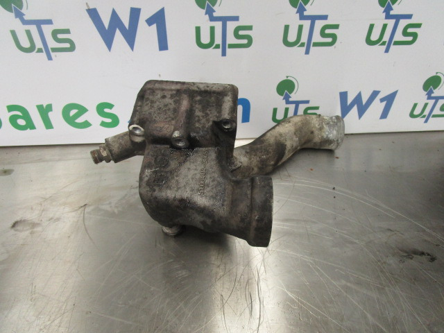 MAN TGL DO834 LFL54 THERMOSTAT HOUSING P/NO 5106404-3069 - Двигатель и запчасти для Грузовиков: фото 1 MAN TGL DO834 LFL54 THERMOSTAT HOUSING P/NO 5106404-3069 - Двигатель и запчасти для Грузовиков: фото 1