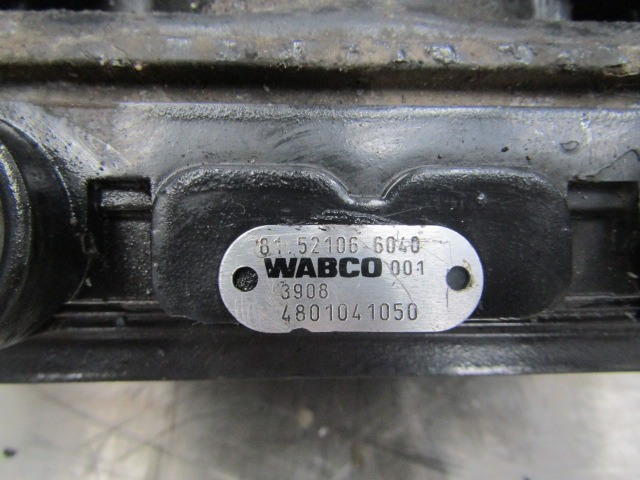 MAN TGM / TGS WABCO EBS MODULE 81.52106.6040 / 4801041050 - Детали тормозной системы для Грузовиков: фото 2 MAN TGM / TGS WABCO EBS MODULE 81.52106.6040 / 4801041050 - Детали тормозной системы для Грузовиков: фото 2
