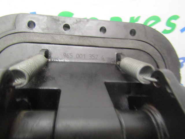 RENAULT MIDLUM DCI PEDAL BOX INC BRAKE VALVE + CLUTCH CYLINDER - Кабина и интерьер для Грузовиков: фото 2 RENAULT MIDLUM DCI PEDAL BOX INC BRAKE VALVE + CLUTCH CYLINDER - Кабина и интерьер для Грузовиков: фото 2