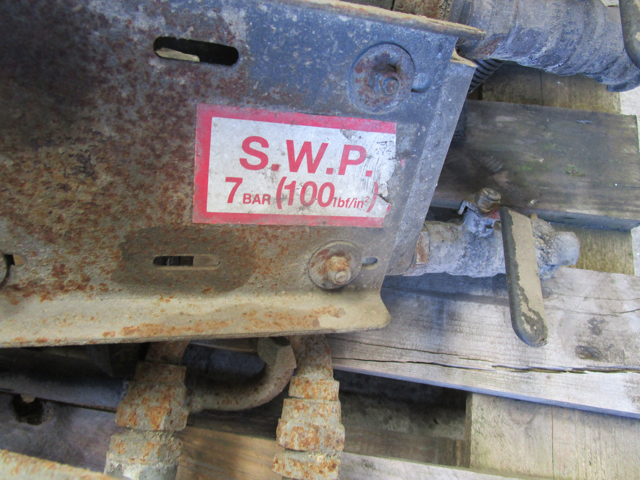 TRUCK MOUNTED TAMROTOR COMPRESSOR UNIT TYPE E12 - Пневмокомпрессор для Коммунальной и специальной техники: фото 4 TRUCK MOUNTED TAMROTOR COMPRESSOR UNIT TYPE E12 - Пневмокомпрессор для Коммунальной и специальной техники: фото 4