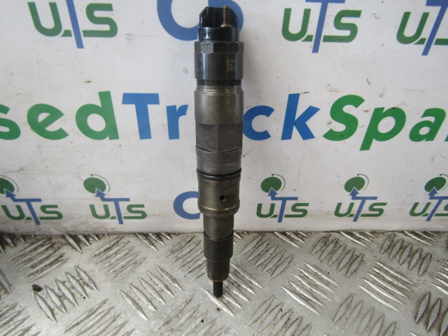 VOLVO FE D7E INJECTORS AND CLAMPS BOSCH SET OF 6 - Подготовка топлива для Грузовиков: фото 2 VOLVO FE D7E INJECTORS AND CLAMPS BOSCH SET OF 6 - Подготовка топлива для Грузовиков: фото 2