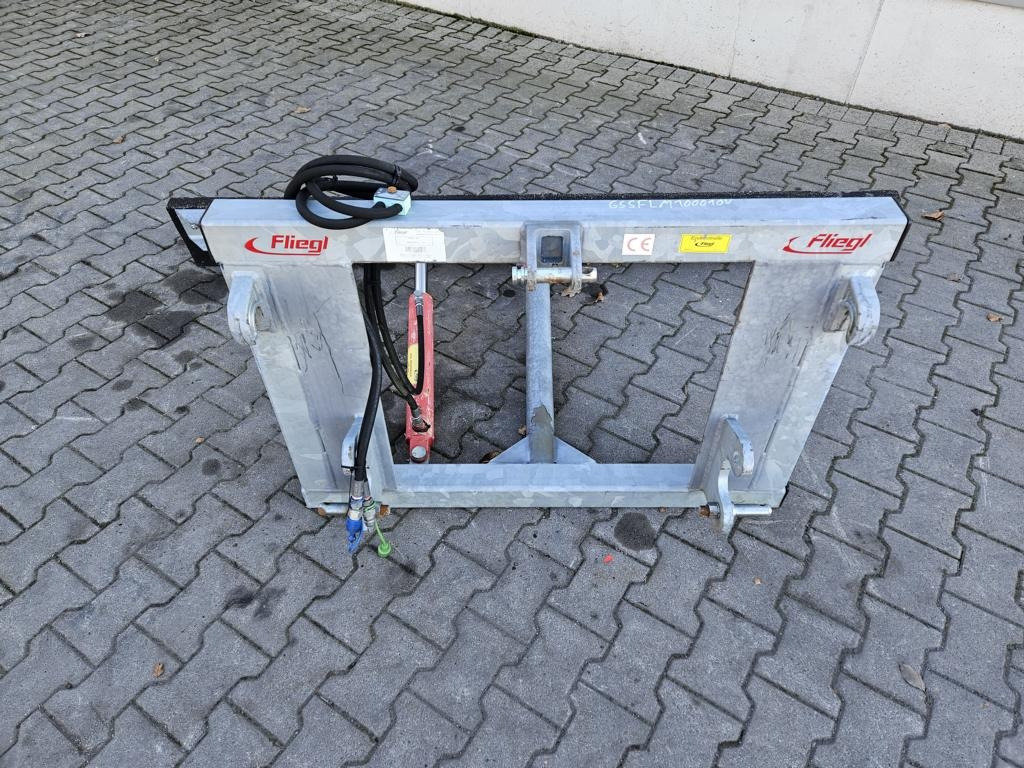 Fliegl Gummi-Schiebeschild - Фронтальный погрузчик для трактора: фото 3 Fliegl Gummi-Schiebeschild - Фронтальный погрузчик для трактора: фото 3