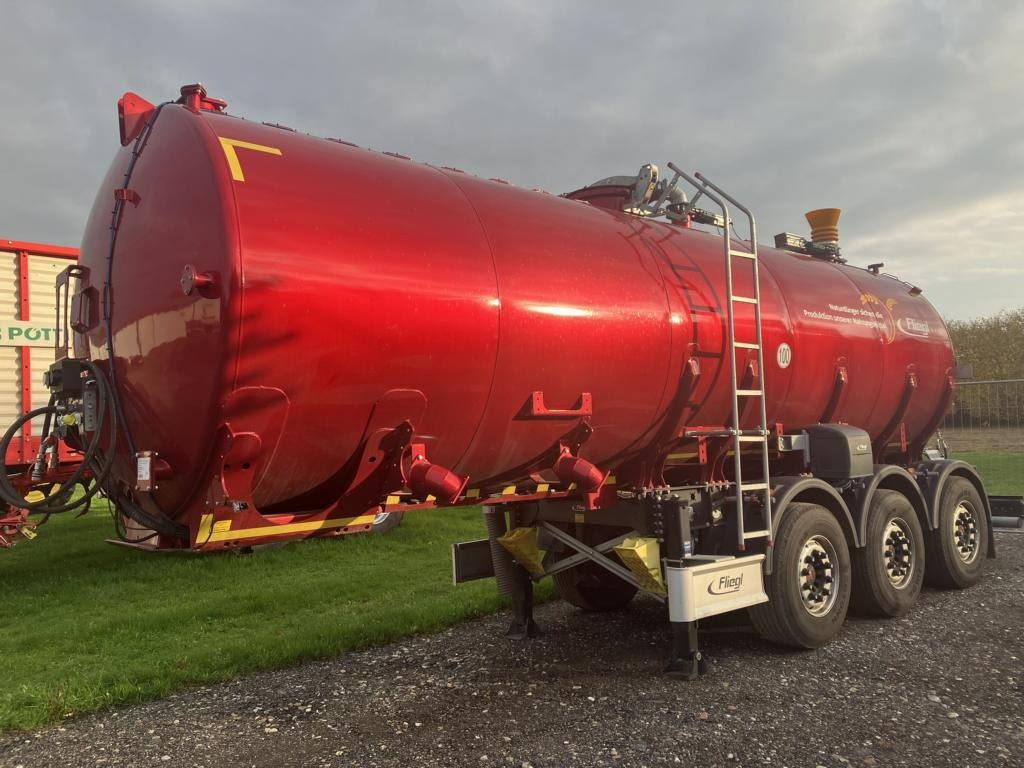 Fliegl STF 27500 TRUCK-LINE - Техника для внесения удобрений: фото 1 Fliegl STF 27500 TRUCK-LINE - Техника для внесения удобрений: фото 1