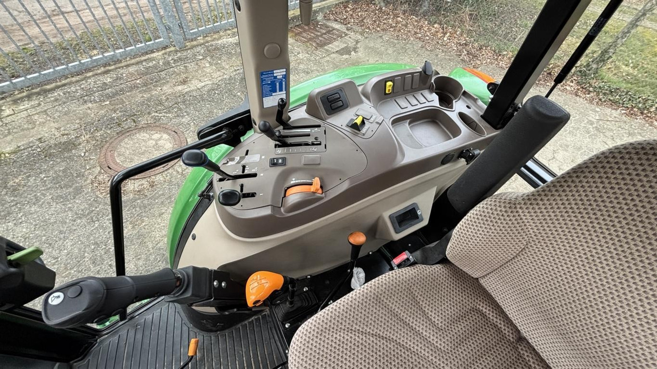Трактор John Deere 5075E STUFE V: фото 16