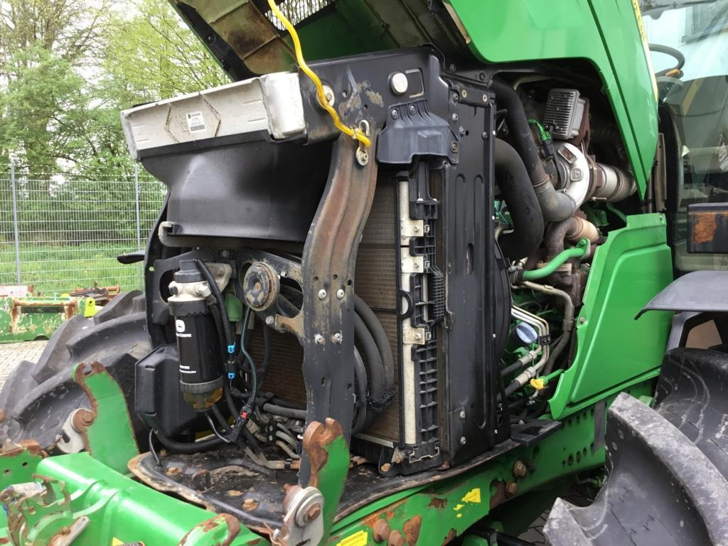 John Deere 6150R - Трактор: фото 4 John Deere 6150R - Трактор: фото 4