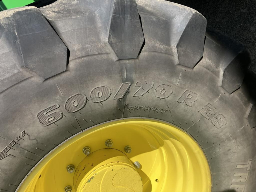 John Deere 6175R - Трактор: фото 4 John Deere 6175R - Трактор: фото 4
