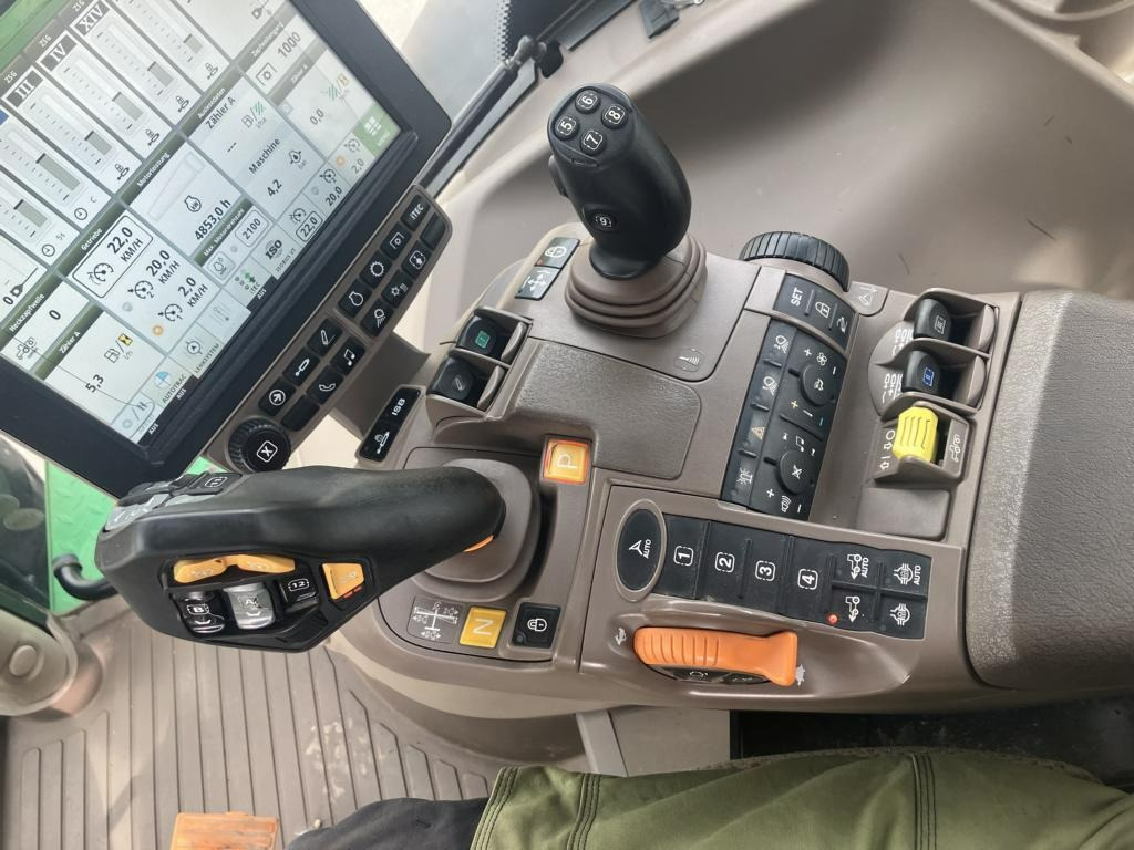 Трактор John Deere 6250R: фото 10