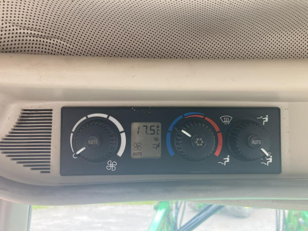 Трактор John Deere 6430: фото 22