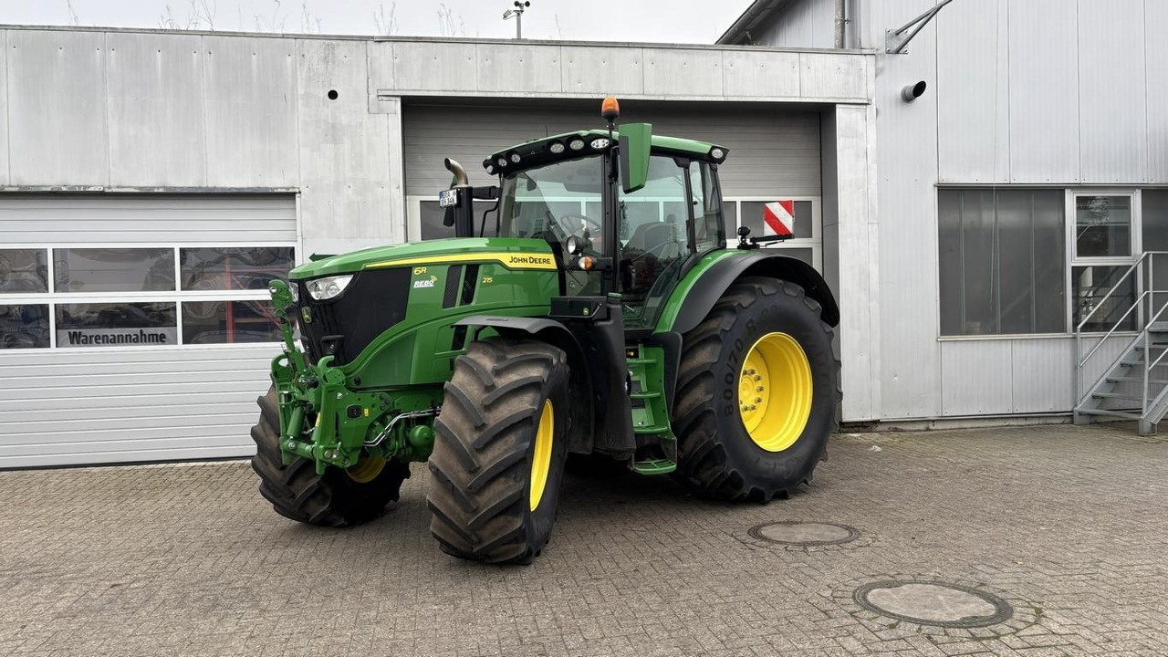 John Deere 6R215 - Трактор: фото 1 John Deere 6R215 - Трактор: фото 1