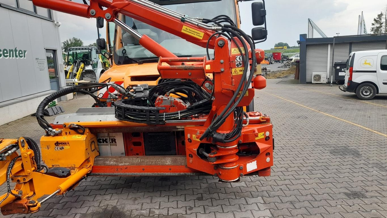 Mercedes-Benz UNIMOG U 527 - Коммунальная/ Специальная техника: фото 2 Mercedes-Benz UNIMOG U 527 - Коммунальная/ Специальная техника: фото 2