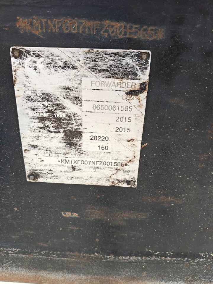 Komatsu 865  - Форвардер: фото 3 Komatsu 865  - Форвардер: фото 3