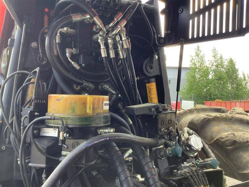 Харвестер Komatsu 911: фото 14 Харвестер Komatsu 911: фото 14