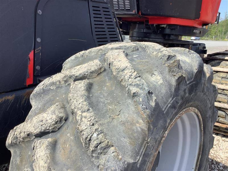 Харвестер Komatsu 911: фото 15 Харвестер Komatsu 911: фото 15