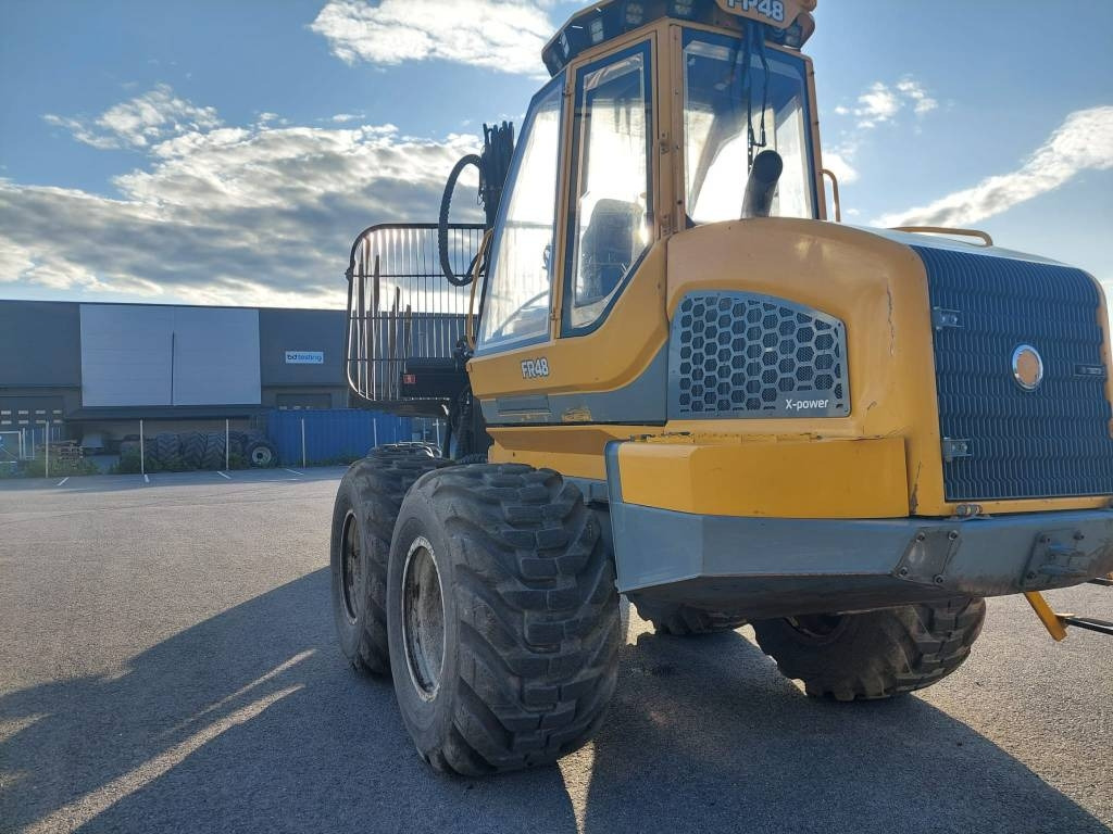 Sampo-Rosenlew FR 48 - Форвардер: фото 4 Sampo-Rosenlew FR 48 - Форвардер: фото 4