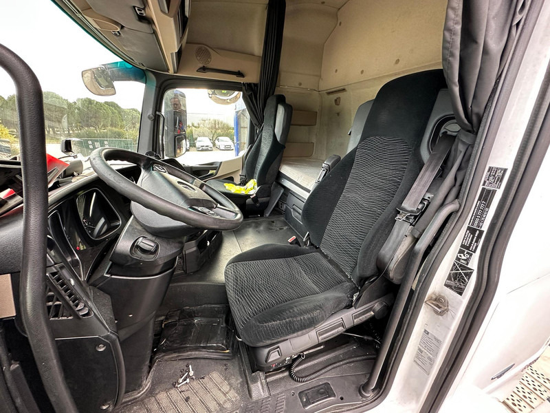 Mercedes-Benz Actros - Тягач: фото 5 Mercedes-Benz Actros - Тягач: фото 5