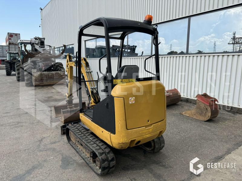 Caterpillar 301.7D - Мини-экскаватор: фото 2 Caterpillar 301.7D - Мини-экскаватор: фото 2