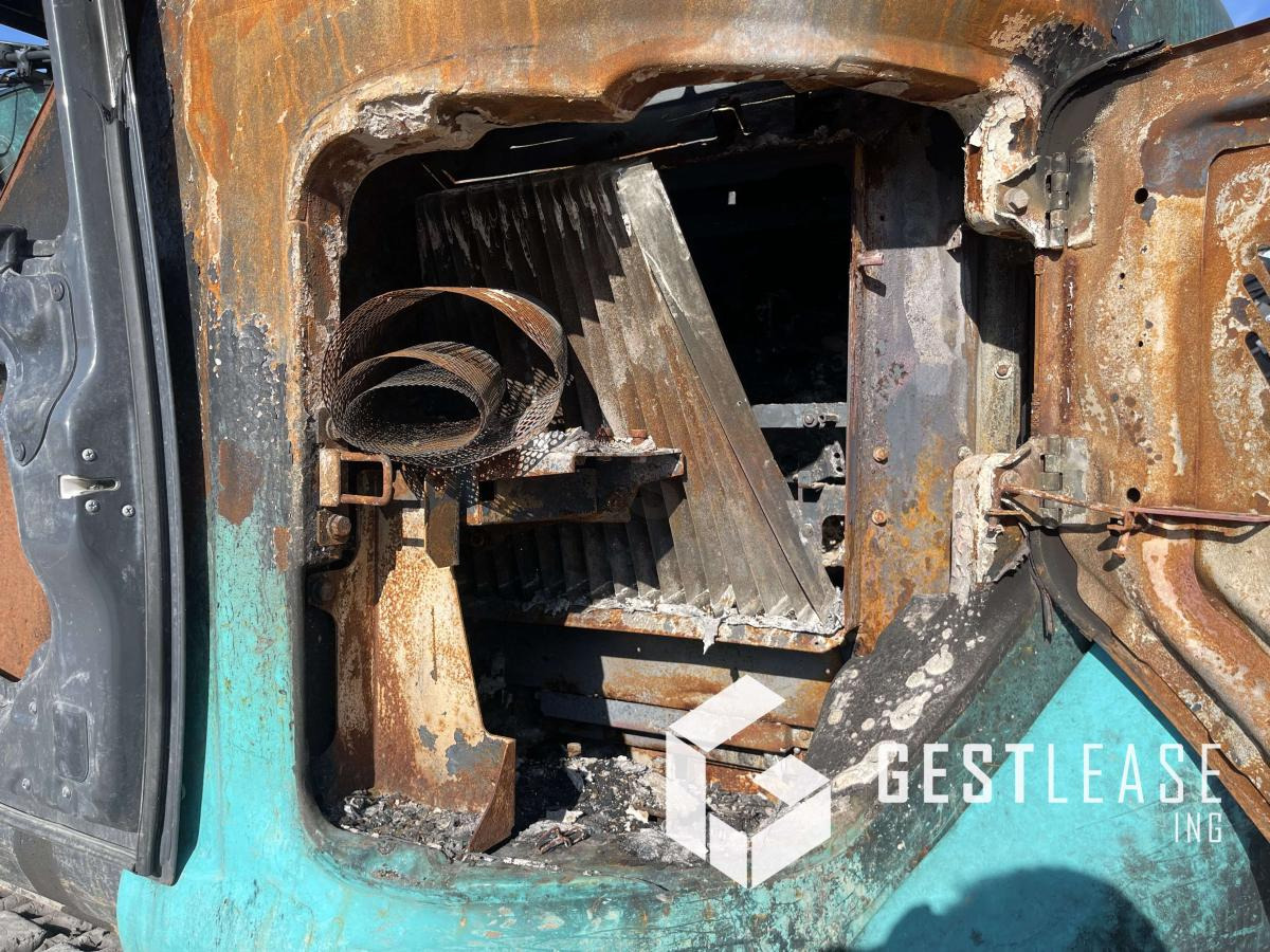 Гусеничный экскаватор Kobelco SK140: фото 29 Гусеничный экскаватор Kobelco SK140: фото 29