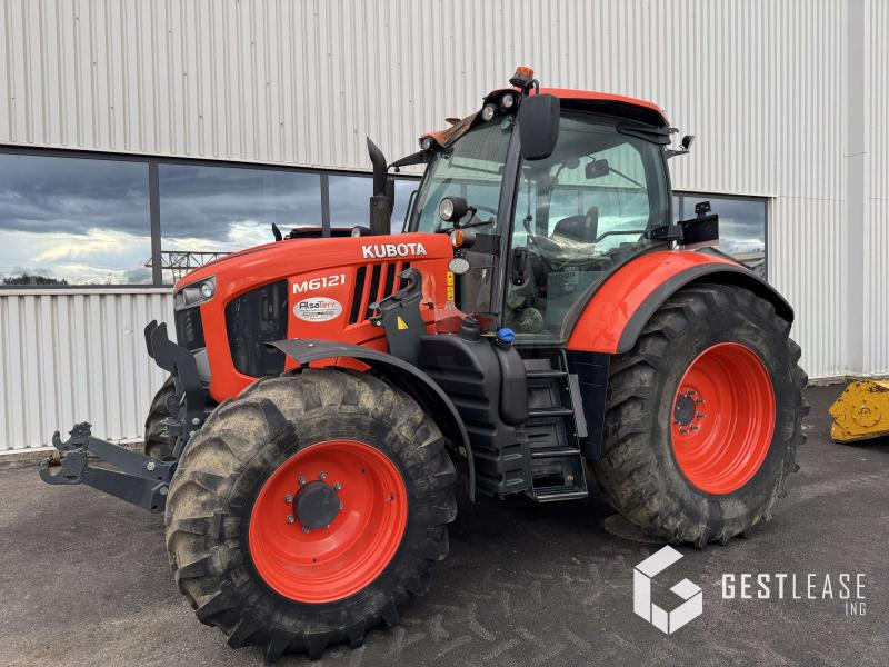 Kubota M6121 - Трактор: фото 1 Kubota M6121 - Трактор: фото 1