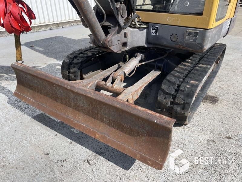Мини-экскаватор Volvo EC35: фото 8
