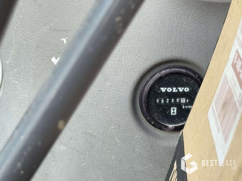 Мини-экскаватор Volvo ECR88 D: фото 9 Мини-экскаватор Volvo ECR88 D: фото 9