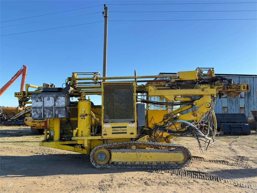 Atlas Copco ROC 860 HC , drill - Буровая машина: фото 1 Atlas Copco ROC 860 HC , drill - Буровая машина: фото 1