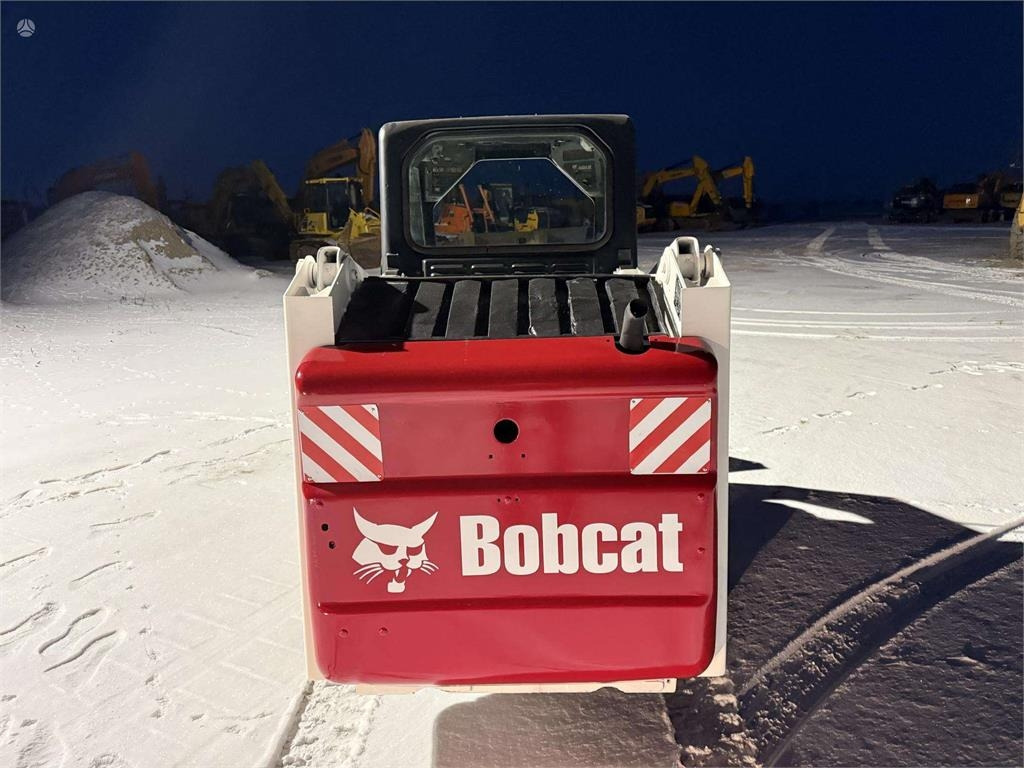 Bobcat S130 - Мини-погрузчик с бортовым поворотом: фото 5 Bobcat S130 - Мини-погрузчик с бортовым поворотом: фото 5
