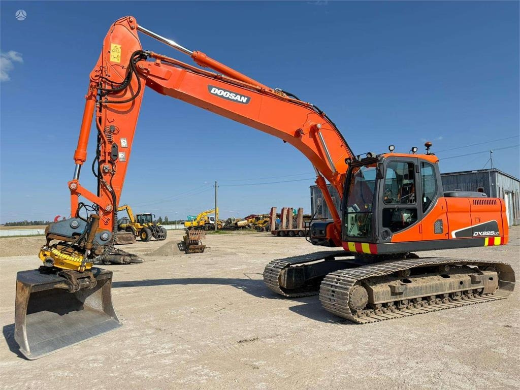 Doosan DX 225 LC ENGCON ROTOTILT TOP - Гусеничный экскаватор: фото 3 Doosan DX 225 LC ENGCON ROTOTILT TOP - Гусеничный экскаватор: фото 3