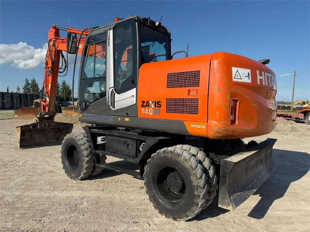Hitachi ZX 140 W - Колёсный экскаватор: фото 3 Hitachi ZX 140 W - Колёсный экскаватор: фото 3