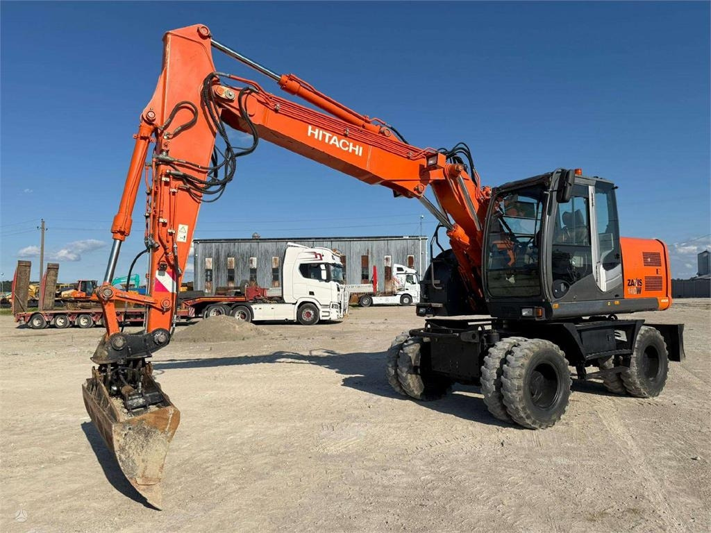Hitachi ZX 140 W - Колёсный экскаватор: фото 1 Hitachi ZX 140 W - Колёсный экскаватор: фото 1