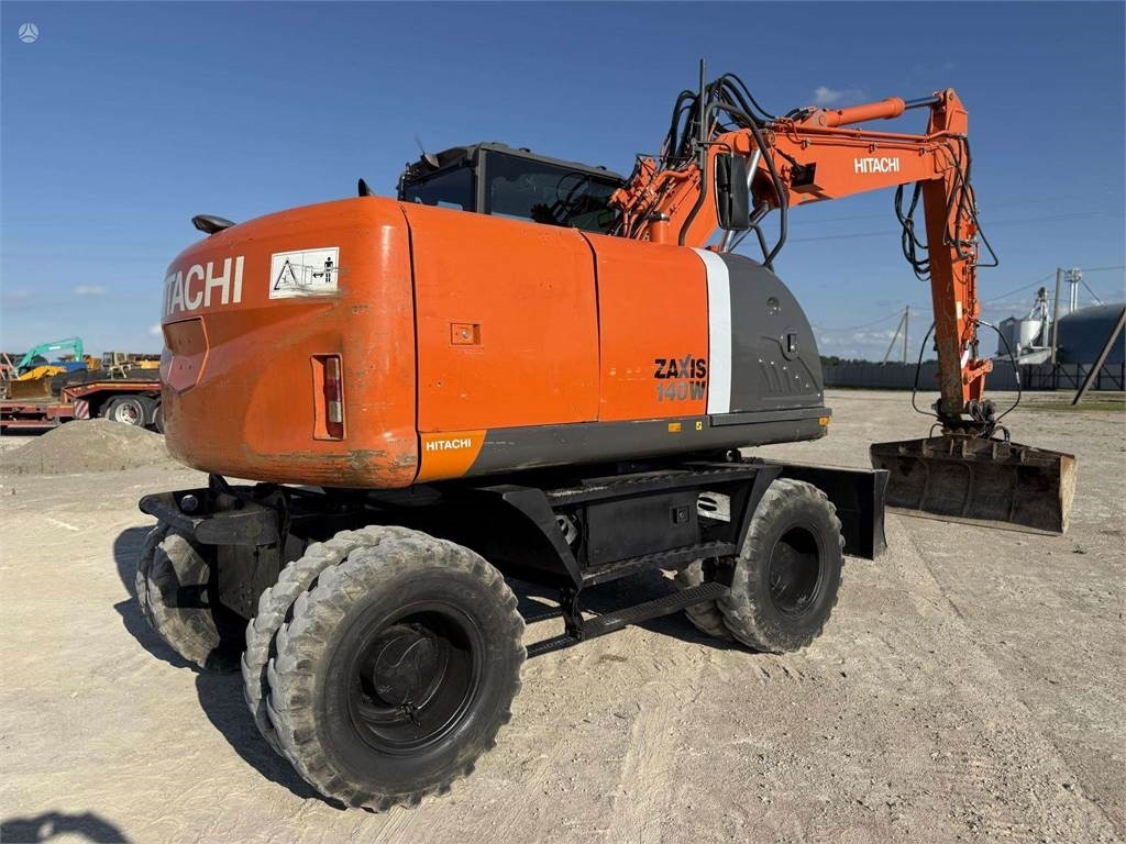 Hitachi ZX 140 W - Колёсный экскаватор: фото 4 Hitachi ZX 140 W - Колёсный экскаватор: фото 4