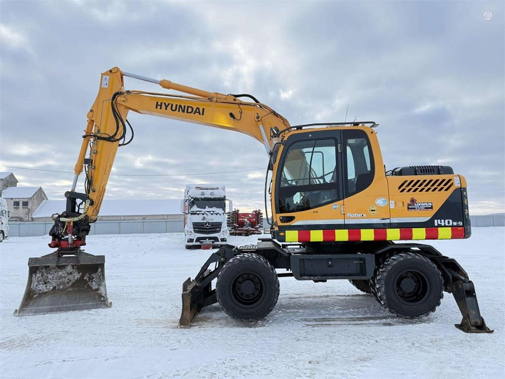 Hyundai Robex 140 W-9 ROTOTILT - Колёсный экскаватор: фото 2 Hyundai Robex 140 W-9 ROTOTILT - Колёсный экскаватор: фото 2