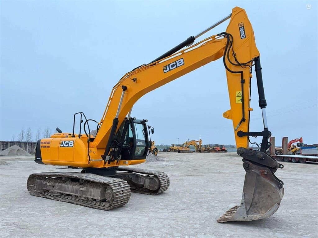 JCB JC 220 LCT4 - Гусеничный экскаватор: фото 5 JCB JC 220 LCT4 - Гусеничный экскаватор: фото 5