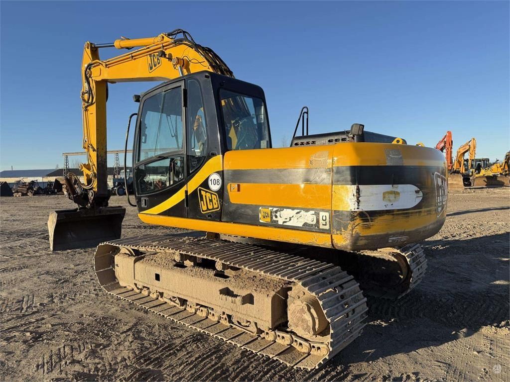 JCB JS 160 LC - Гусеничный экскаватор: фото 3 JCB JS 160 LC - Гусеничный экскаватор: фото 3