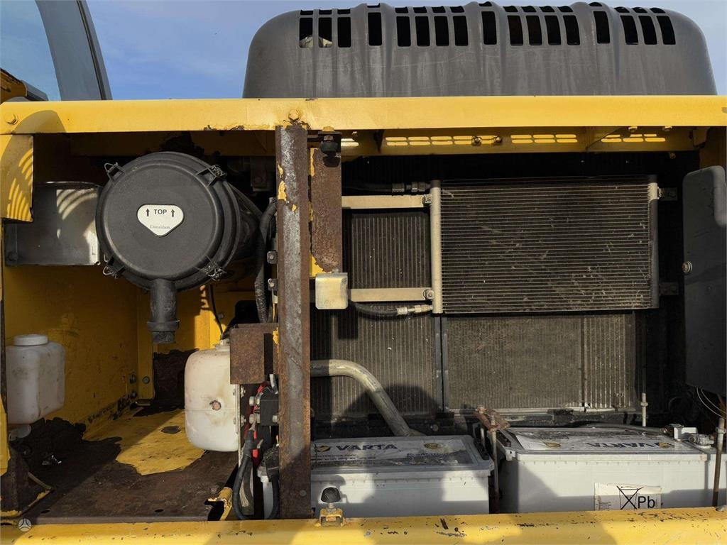 Гусеничный экскаватор New Holland E265B: фото 13 Гусеничный экскаватор New Holland E265B: фото 13