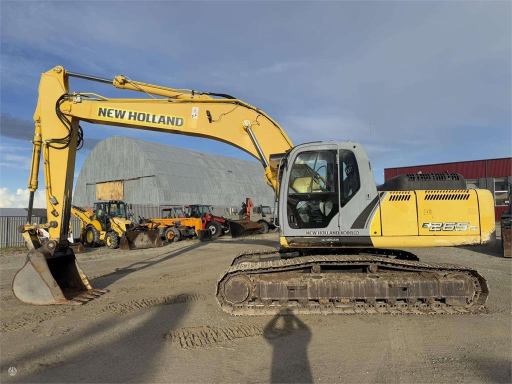 New Holland E265B - Гусеничный экскаватор: фото 2 New Holland E265B - Гусеничный экскаватор: фото 2